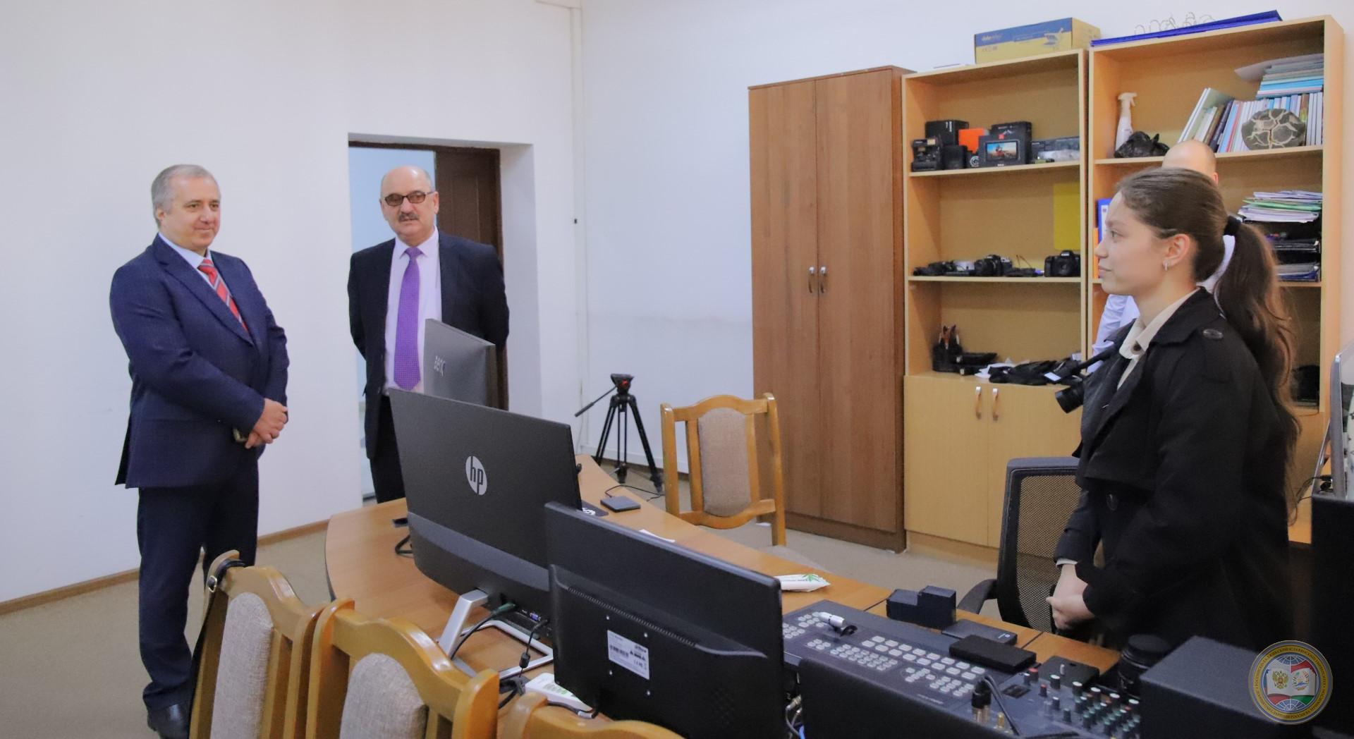 Студенты-журналисты встретились со специалистом в области социальных медиа