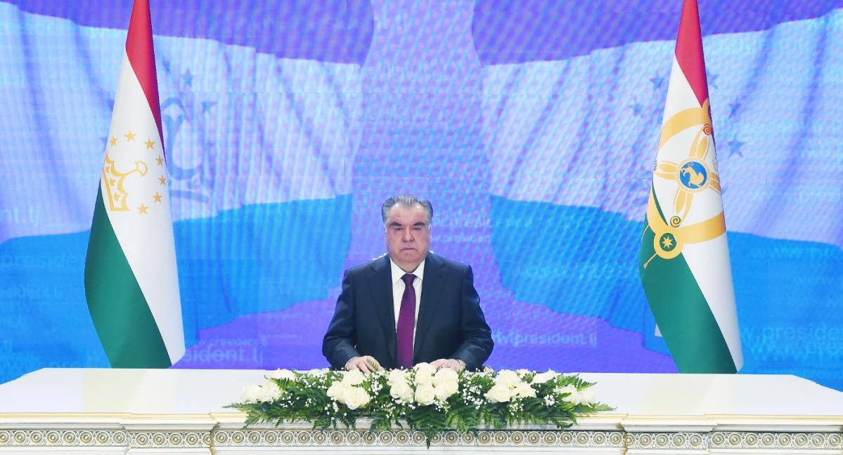 Поздравительное послание Президента Республики Таджикистан Эмомали Рахмона по случаю Дня Государственного флага