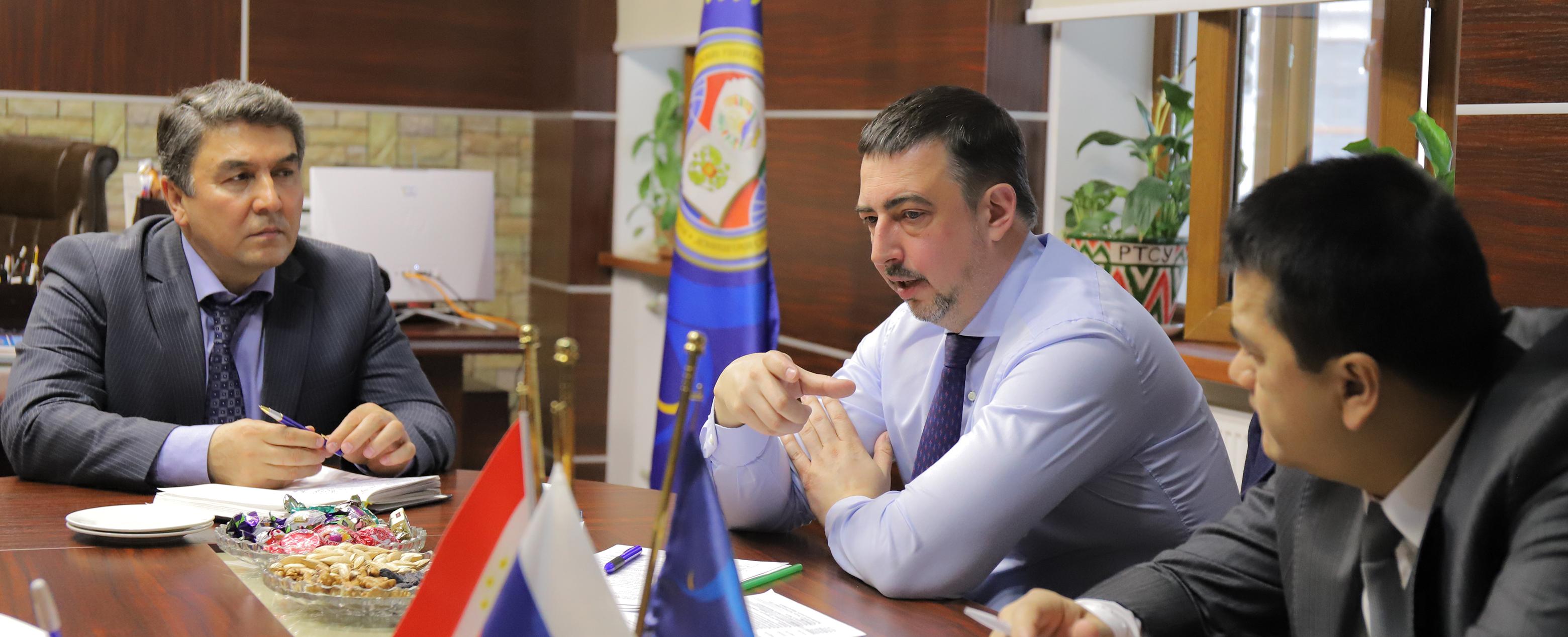 СФУ проведёт серию мероприятий для школьников, ППС и студентов РТСУ