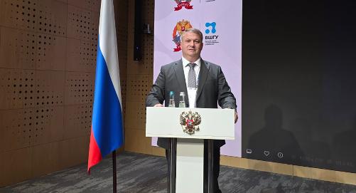 Первый проректор РТСУ Алексей Золотухин принимает участие в международной программе Президентской академии