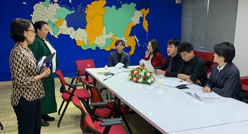 В РТСУ иностранных студентов поздравили с Днём Вооружённых сил Республики Таджикистан