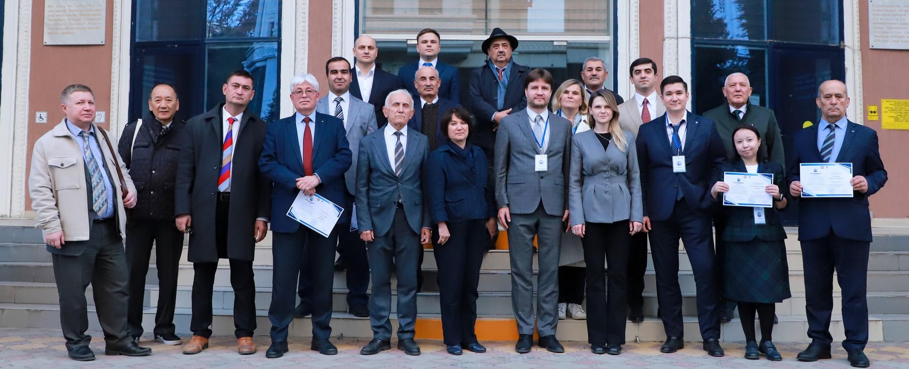 Новый формат диалога: в РТСУ открылся Первый международный форум имени Мирзо Турсунзаде