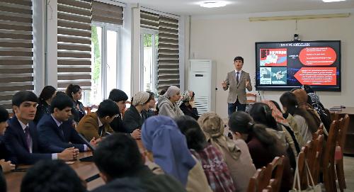 В РТСУ прошла лекция по профилактике радикализации и формированию правовой культуры